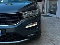 Usata VW T-Roc Style 115 CV (84 kW) 2020 Grigio SUV