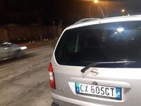 Usata Opel Zafira 101 CV (74 kW) 2005 Grigio Monovolume