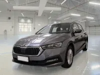 Usata Skoda Octavia Executive 149 CV (109 kW) 2023 Grigio Station wagon