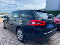 Usata Peugeot 308 SW Active 102 CV (75 kW) 2020 Blu Station wagon