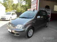 Usata Fiat Panda Dynamic 69 CV (50 kW) 2011 Grigio Utilitaria