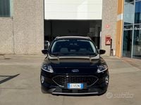 Usata Ford Kuga 120 CV (88 kW) 2021 Nero SUV