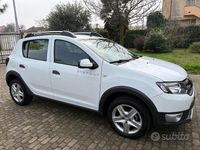 Usata Dacia Sandero Stepway 90 CV (66 kW) 2016 Bianco Berlina