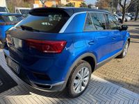 Usata VW T-Roc Style 116 CV (85 kW) 2019 Blu/azzurro SUV