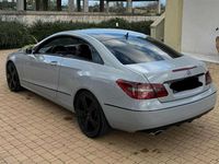 Usata Mercedes E220 170 CV (125 kW) 2013 Grigio Coupé