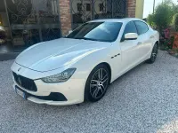 Usata Maserati Ghibli 250 CV (183 kW) 2015 Pastello Berlina