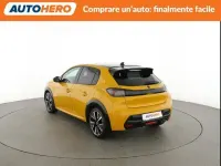 Käytetty Peugeot 208 GT 131 HP (96 kW) 2022 Keltainen Viistoperä