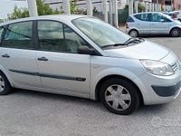 Usata Renault Scénic II 100 CV (73 kW) 2004 Grigio Monovolume