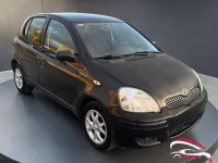 Usata Toyota Yaris Sol 87 CV (63 kW) 2005 Nero Utilitaria