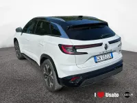 Usata Renault Clio Iconic 200 CV (147 kW) 2023 Bianco Utilitaria