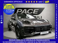 Usata Porsche Cayenne Coupe GTS 500 CV (367 kW) 2024 Grigio pastello Coupé