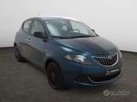 Usata Lancia Ypsilon Silver 69 CV (50 kW) 2022 Blu Utilitaria
