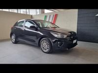 Usata Kia Rio 82 CV (60 kW) 2020 Nero Berlina