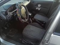 Begagnad Ford Fiesta 75 HK (55 kW) 2005 Grå Halvkombi