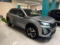 Usata Peugeot 2008 Allure 130 CV (95 kW) 2024 Grigio SUV