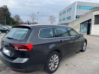 Usata VW Passat Business 150 CV (110 kW) 2022 Grigio Station wagon