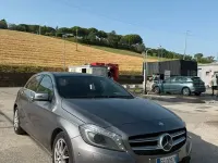 Usata Mercedes A180 109 CV (80 kW) 2016 Grigio Utilitaria