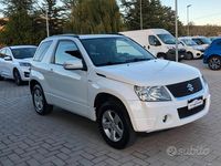 Usata Suzuki Grand Vitara 129 CV (94 kW) 2010 Bianco SUV