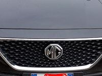 Usata MG HS 162 CV (119 kW) 2022 Nero SUV
