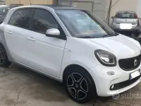 Usata Smart ForFour Prime 71 CV (52 kW) 2015 Bianco Utilitaria