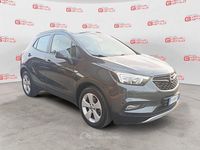 Usata Opel Mokka 140 CV (102 kW) 2018 Gray SUV