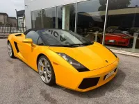 Usata Lamborghini Gallardo 518 CV (380 kW) 2006 Giallo Cabrio