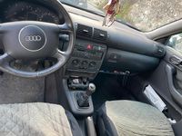 Usata Audi A3 101 CV (74 kW) 2001 Grigio Berlina