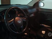 Käytetty Kia Picanto 61 HP (44 kW) 2008 Harmaa Viistoperä