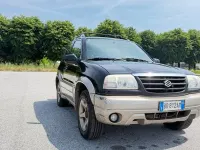 Usata Suzuki Grand Vitara 94 CV (69 kW) 2001 Nero SUV