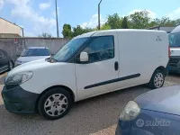 Usata Fiat Doblò 105 CV (77 kW) 2016 Bianco Monovolume