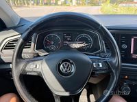 Usata VW T-Roc 116 CV (85 kW) 2019 Blu SUV