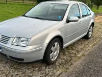 Usata VW Bora Highline 101 CV (74 kW) 2000 Berlina