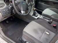 Usata Ford Focus Style 90 CV (66 kW) 2010 Grigio Station wagon