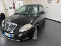 Usata Lancia Ypsilon 75 CV (55 kW) 2010 Nero Utilitaria