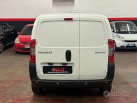 Usata Peugeot Bipper 80 CV (58 kW) 2017 Bianco Monovolume