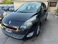 Usata Renault Scenic E-Tech 110 CV (80 kW) 2014 Nero Monovolume