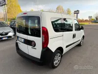 Usata Fiat Doblò Lounge 90 CV (66 kW) 2021 Bianco Monovolume