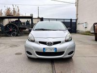 Usata Toyota Aygo Sol 68 CV (50 kW) 2009 Argento Utilitaria