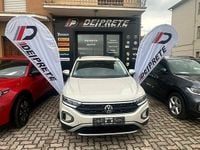 Usata VW T-Roc Life 110 CV (80 kW) 2023 Beige SUV