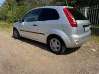 Usata Ford Fiesta Ambiente 69 CV (50 kW) 2003 Utilitaria