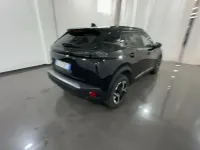 Usata Peugeot 2008 Allure 101 CV (74 kW) 2025 Bianca SUV