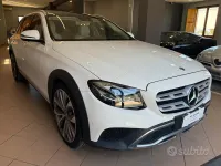 Usata Mercedes E220 194 CV (142 kW) 2019 Bianco Station wagon