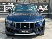 Usata Maserati Levante GranLusso 275 CV (202 kW) 2018 Blu/azzurro SUV