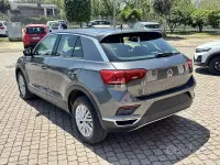 Usata VW T-Roc Style 115 CV (84 kW) 2019 Grigio SUV