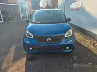Begagnad Smart ForFour Prime 90 HK (66 kW) 2016 Blå Halvkombi