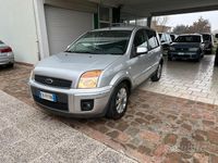 Usata Ford Fusion 80 CV (58 kW) 2010 Grigio Berlina