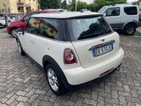 Usata Mini One D 90 CV (66 kW) 2012 Beige Utilitaria