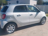 Usata Smart ForFour Passion 70 CV (51 kW) 2017 Bianco Utilitaria
