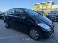Usata Mercedes A160 Executive 82 CV (60 kW) 2012 Blu/azzurro Berlina