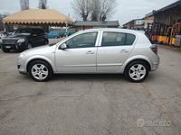 Usata Opel Astra Cosmo 116 CV (85 kW) 2010 Grigio Station wagon